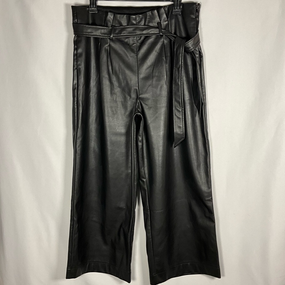 Adyson Parker Capri Size 14 Faux Leather Belt & Deep Side Pockets